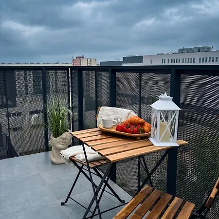 Apartment Lumina I Comfort Near Zoo Orientarium I Balcony I Parking Lodz